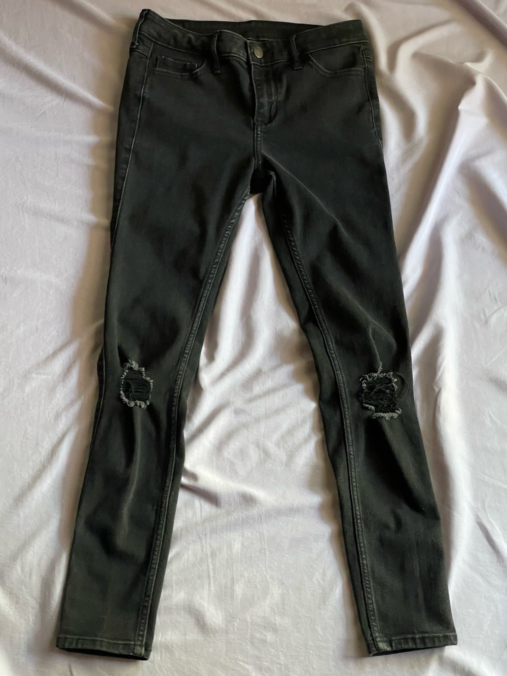 Hollister Black Distressed Ripped Skinny Jeans Size 5 Regular